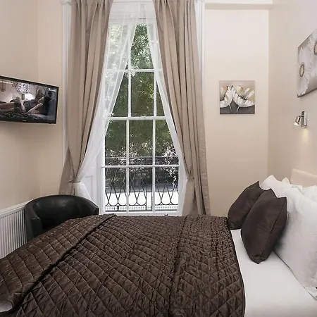 Abc Hyde Park Hotel 3*