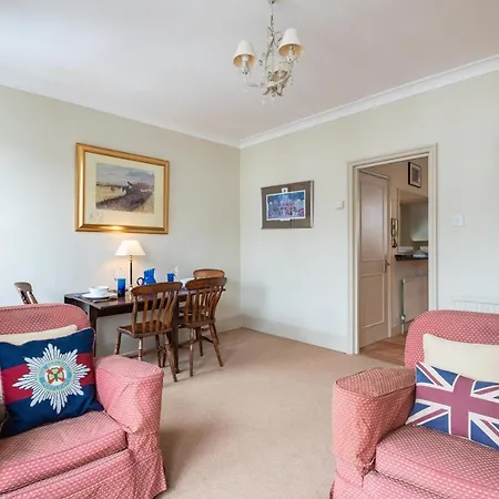 Appartement Traditional Fulham Close To The River Thames By Underthedoormat