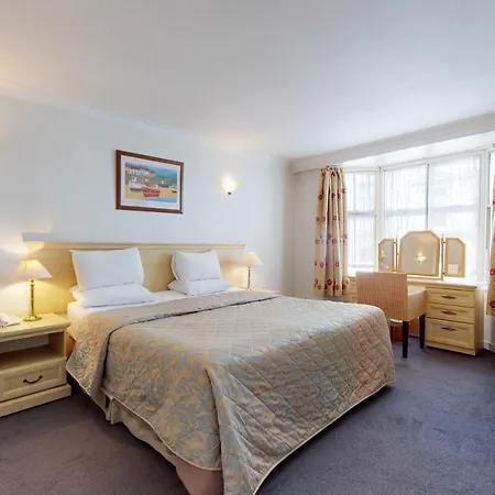 Hertford Court Aparthotel