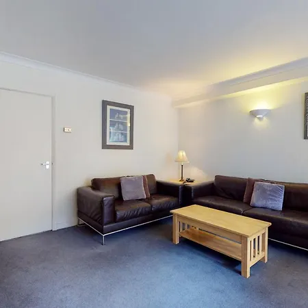Hertford Court 3* London