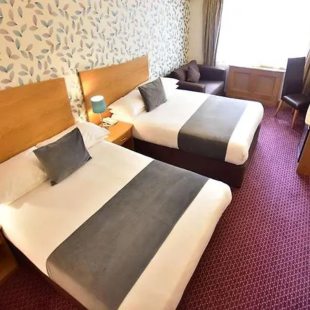 Kensington Court - Earls Court Отель 3*