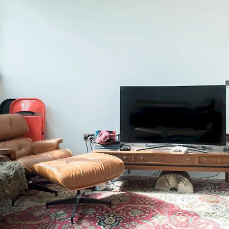Pass The Keys Trendy 2Br Walthamstow Apartment- Perfect Location London