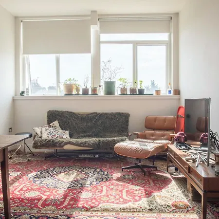 Pass The Keys Trendy 2Br Walthamstow Apartment- Perfect Location London