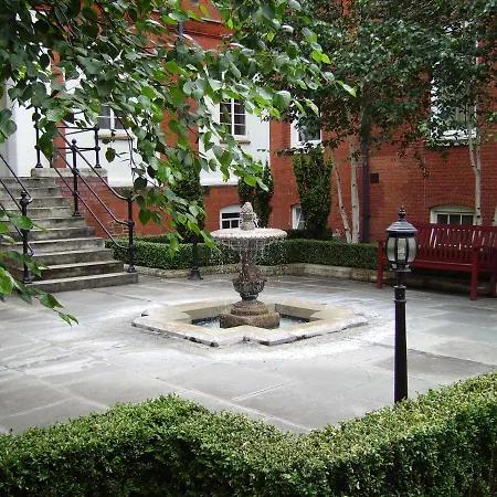 Brandenburgh House * London