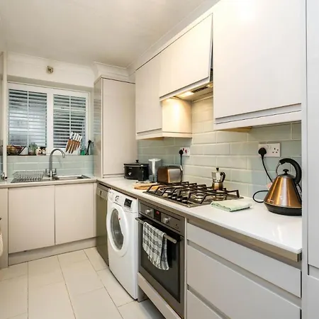 New Fantastic 1bd Crystal Palace Flat In Apartment London