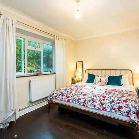 Apartment New Fantastic 1bd Crystal Palace Flat In London