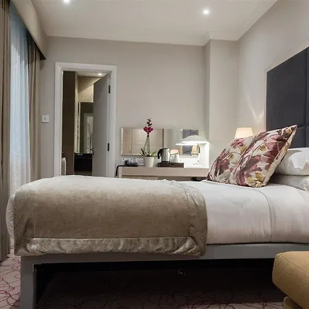 Blandford Hotel