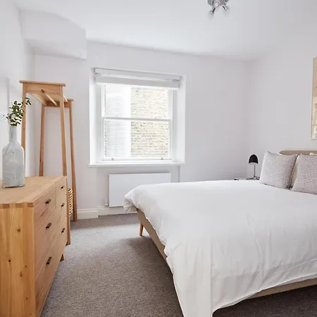 Sonder At Virginia House, Bloomsbury London