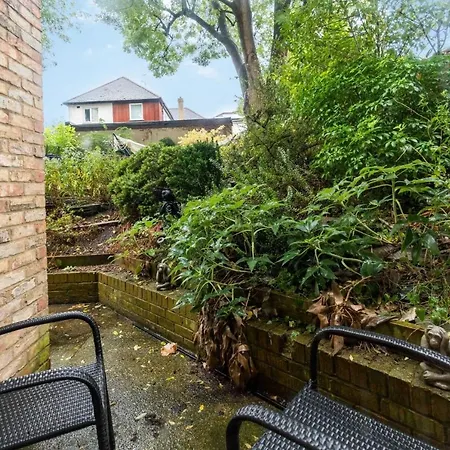 New Fantastic 1bd Crystal Palace Flat In Apartment London