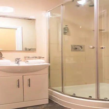 Hotel The King William 3*
