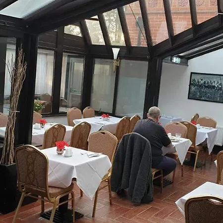 Hotel Harefield Manor Romford