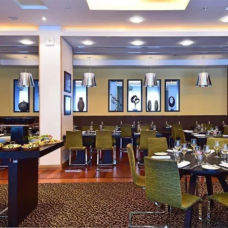 Pestana Chelsea Bridge &