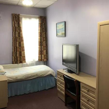 St. James's Guest house 3*