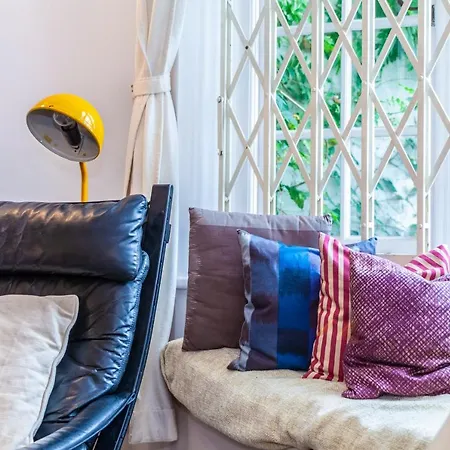 Holiday home Kynance Mews Rustic And Unique Three Bedroom Mews House With A Private Courtyard