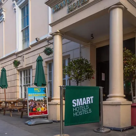 Smart Hyde Park View Hostel