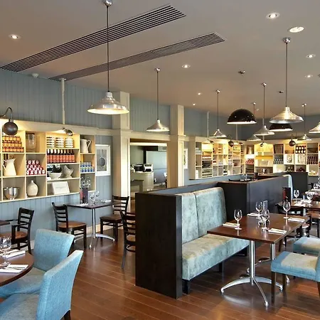 Hilton London 4* Croydon