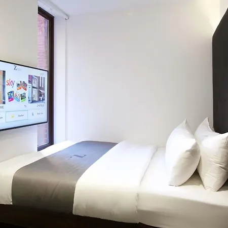 Hotel The Z Trafalgar 3*