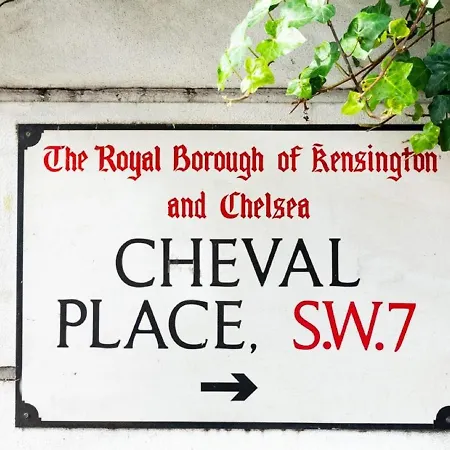 Holiday Cheval Place Ferienhaus *