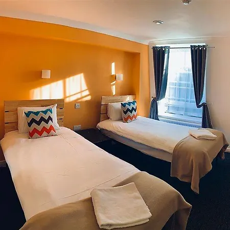Smart Hyde Park View Hostel London