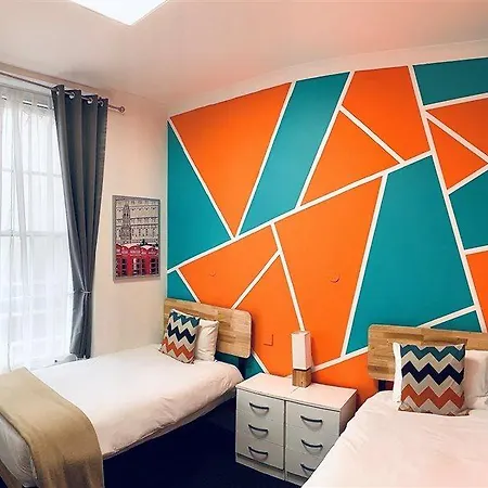 Smart Hyde Park View *