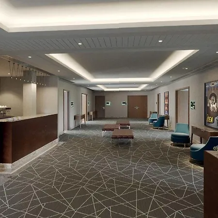 Hilton Garden London Heathrow Terminal 2 And 3 Hillingdon