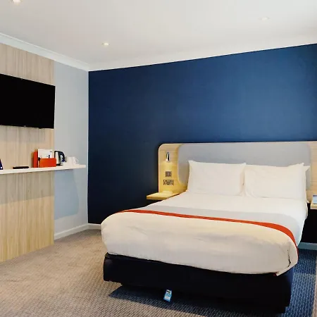 Express Victoria By Ihg London