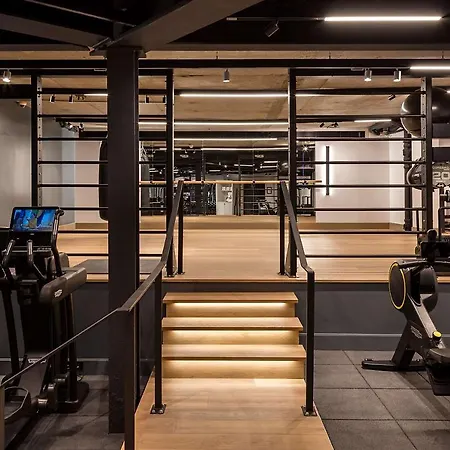Radisson Blu Hotel, London Heathrow 4*