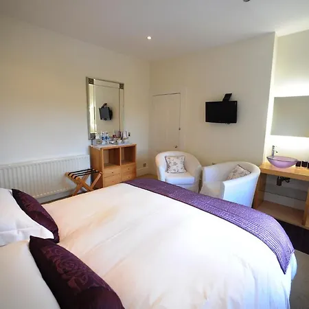 The Lilac Door Bed & Breakfast *