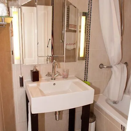 Bed & Breakfast Muswell Hill London