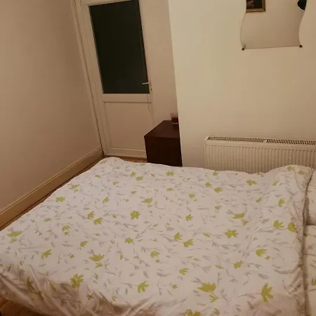 מלון דירות Haringey Victorian House *