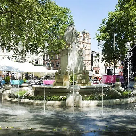 Hotel Premier Leicester Square London