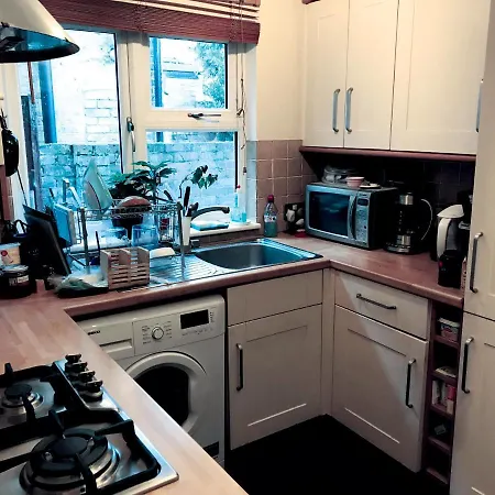 Homestay Helen's House London