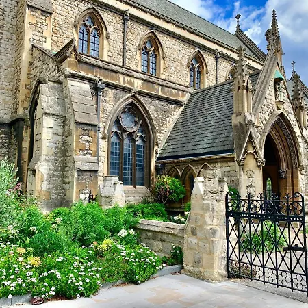 Homestay Helen's House London