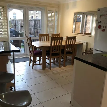 Ferienhaus Deptfort House - 7 Minutes To Bridge Station London