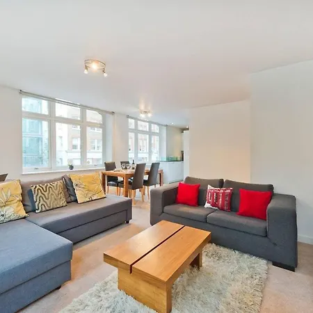 Alfred Place - Amazing Short Let In Central Appartamento Londra
