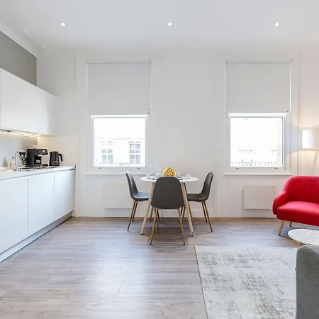Soho 1 Bed L3 By Basetogo