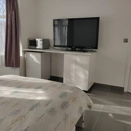 Stunning Double In Harrow Wembley - Khoob House Alloggio in famiglia