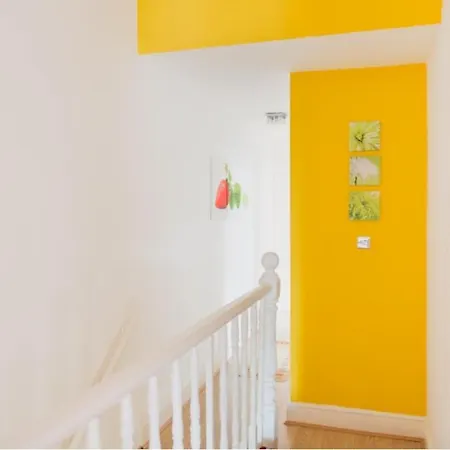 03 Bedroom Apartment-self Check In London