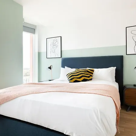 The Stratford Escape - Modern & Bright 2bdr Loft With Amazing Views