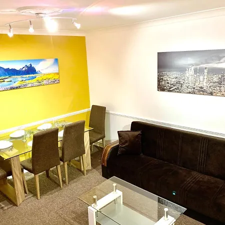 Apartamento Excel 2 Bedrooms, Reception, Spacious *