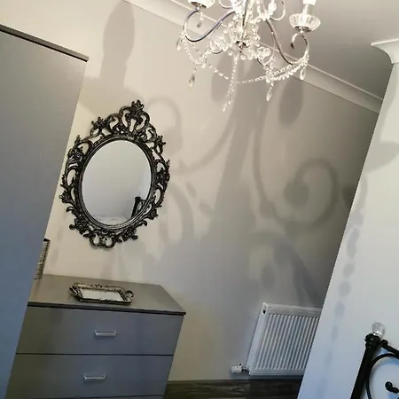 Apartment Palaz 2 - 2 Bedroom Flat *