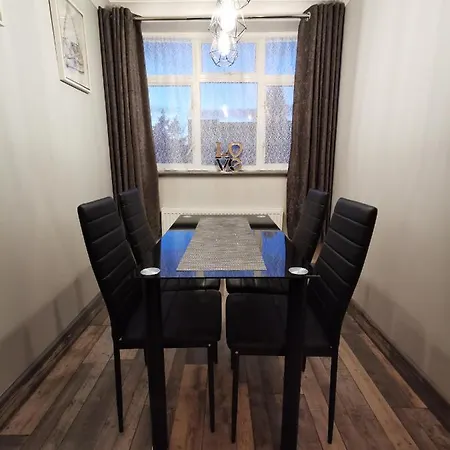 Apartment Palaz 2 - 2 Bedroom Flat *