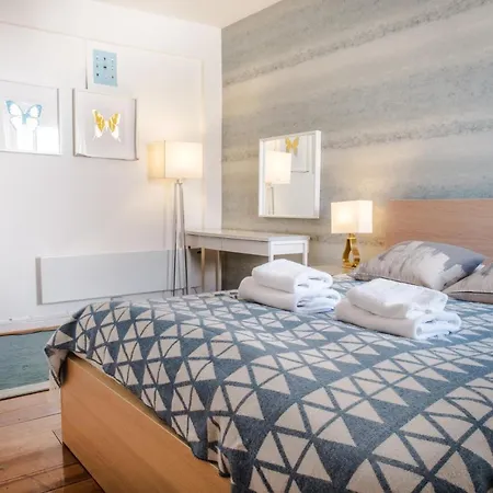 Apartment Oxford Street By Threstle