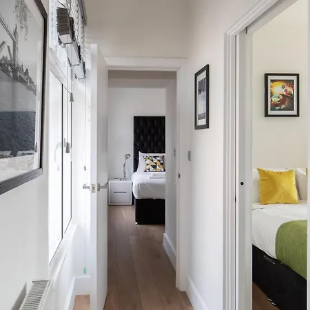 Lejlighed Homely - West End London