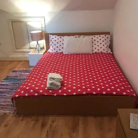Cama Box Finsbury Park