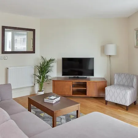 Apart-hotel Saco Canary Wharf - Trinity Tower 4*