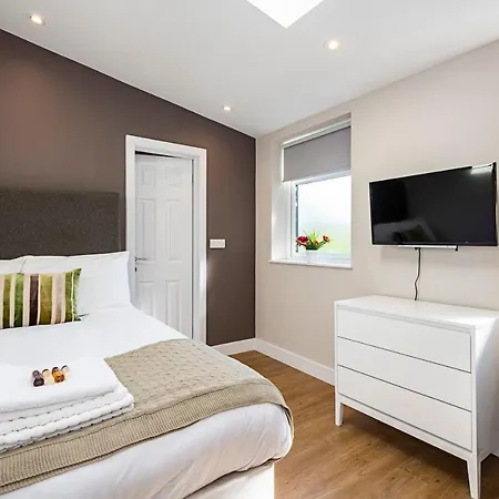 South Woodford 2 Bed En-suite House Appartamento Londra