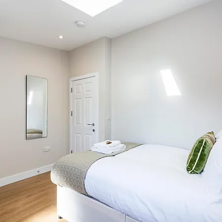 South Woodford 2 Bed En-suite House Appartamento Londra