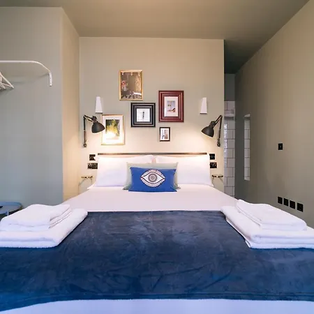 The Warwick By Nestor Hotell 3*