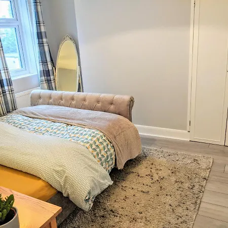 Tophome West Hampstead * Londyn
